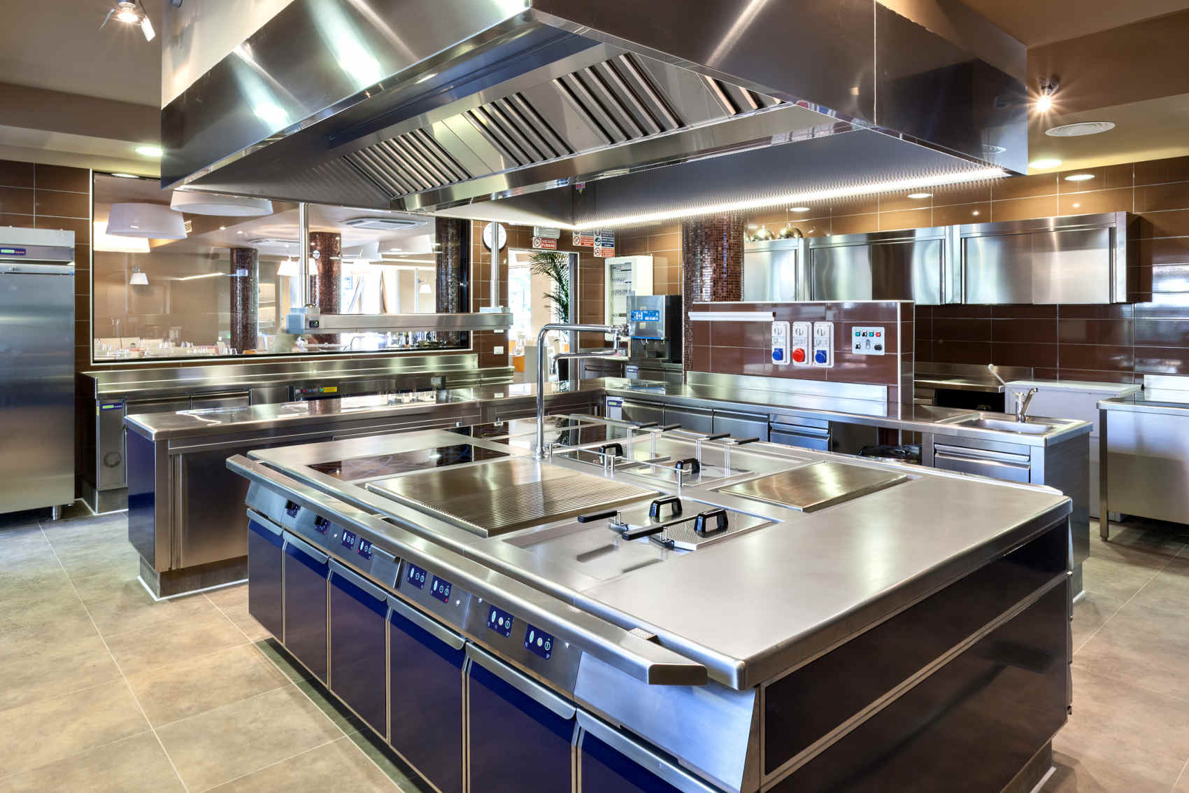 Nettoyage de hottes de cuisine commerciale